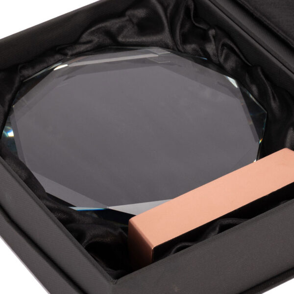 Trofeo Galvano de Cristal "RUNE" con base encobrizada. - Imagen 7