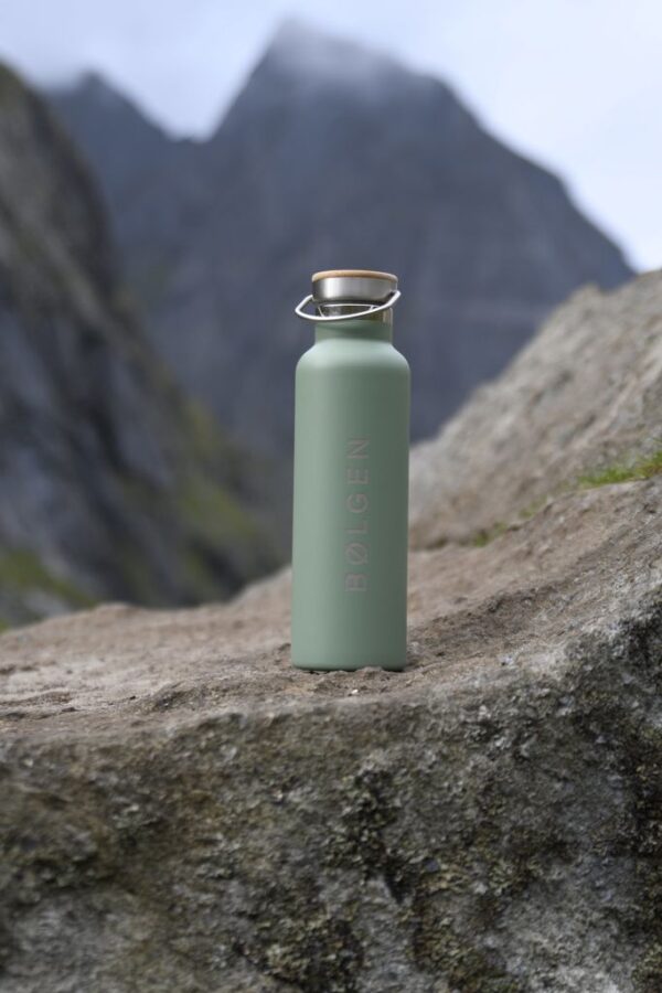 Botella Insulada Islandia 592 ml - Moss Green - Imagen 7